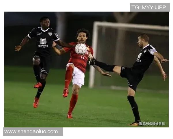 卢甘斯克与厄斯特松的激烈对决揭示足球战术的魅力与挑战 卢甘斯克与厄斯特松的激烈对决揭示足球战术的魅力与挑战